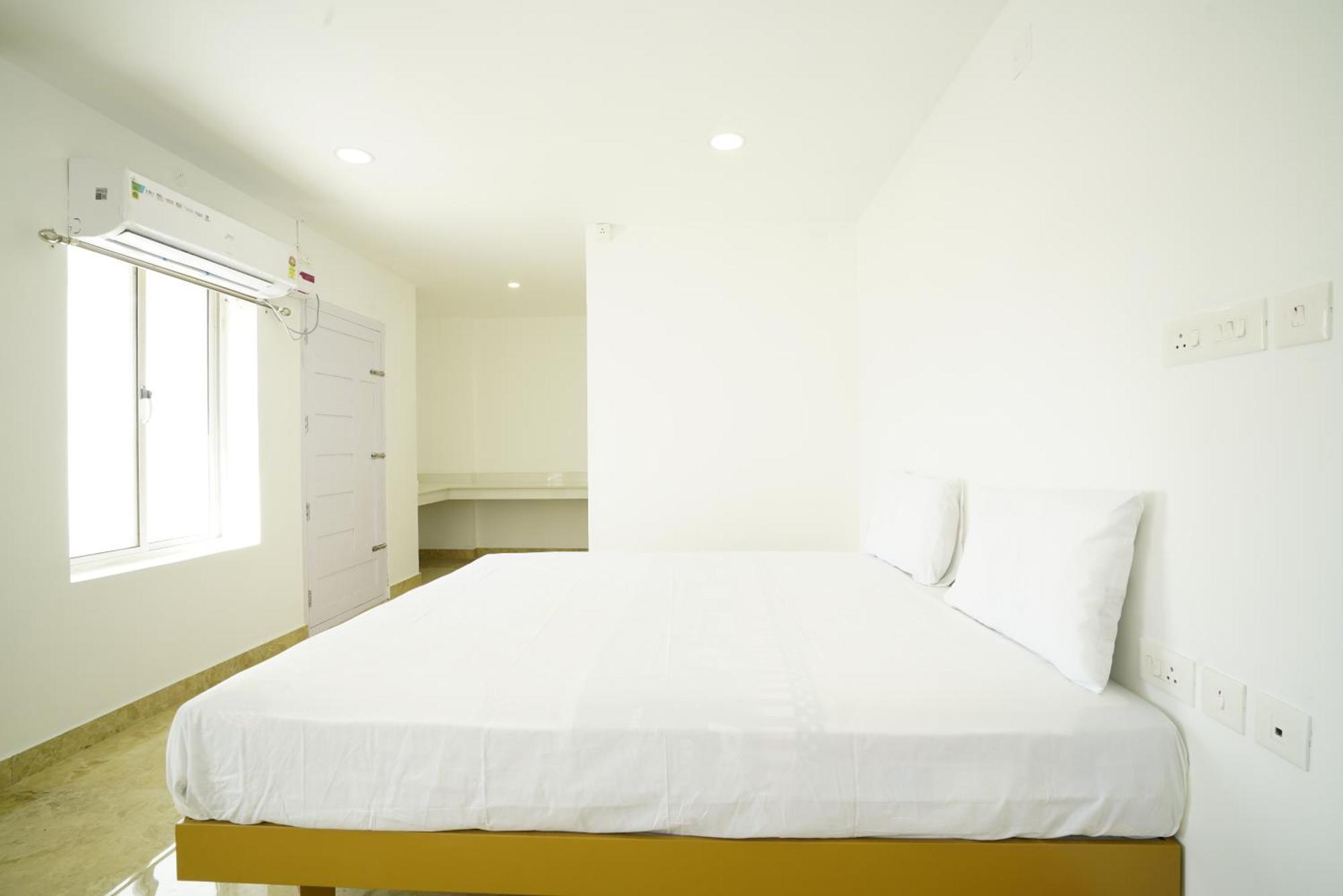 Quilon Residency Kundara Hotel Perumanseri Exterior photo