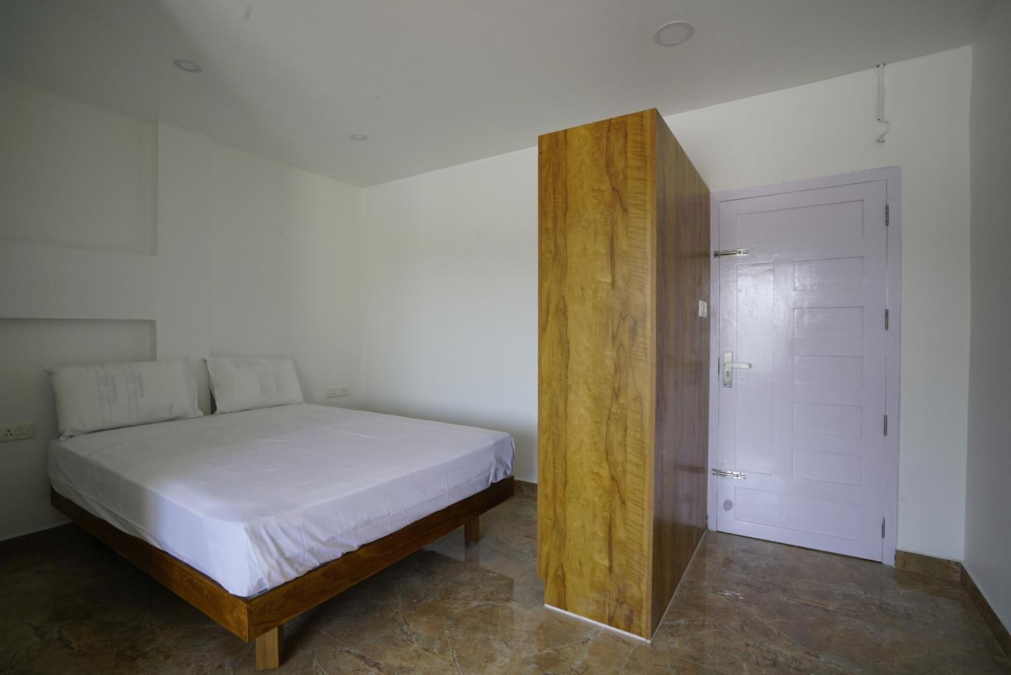 Quilon Residency Kundara Hotel Perumanseri Exterior photo